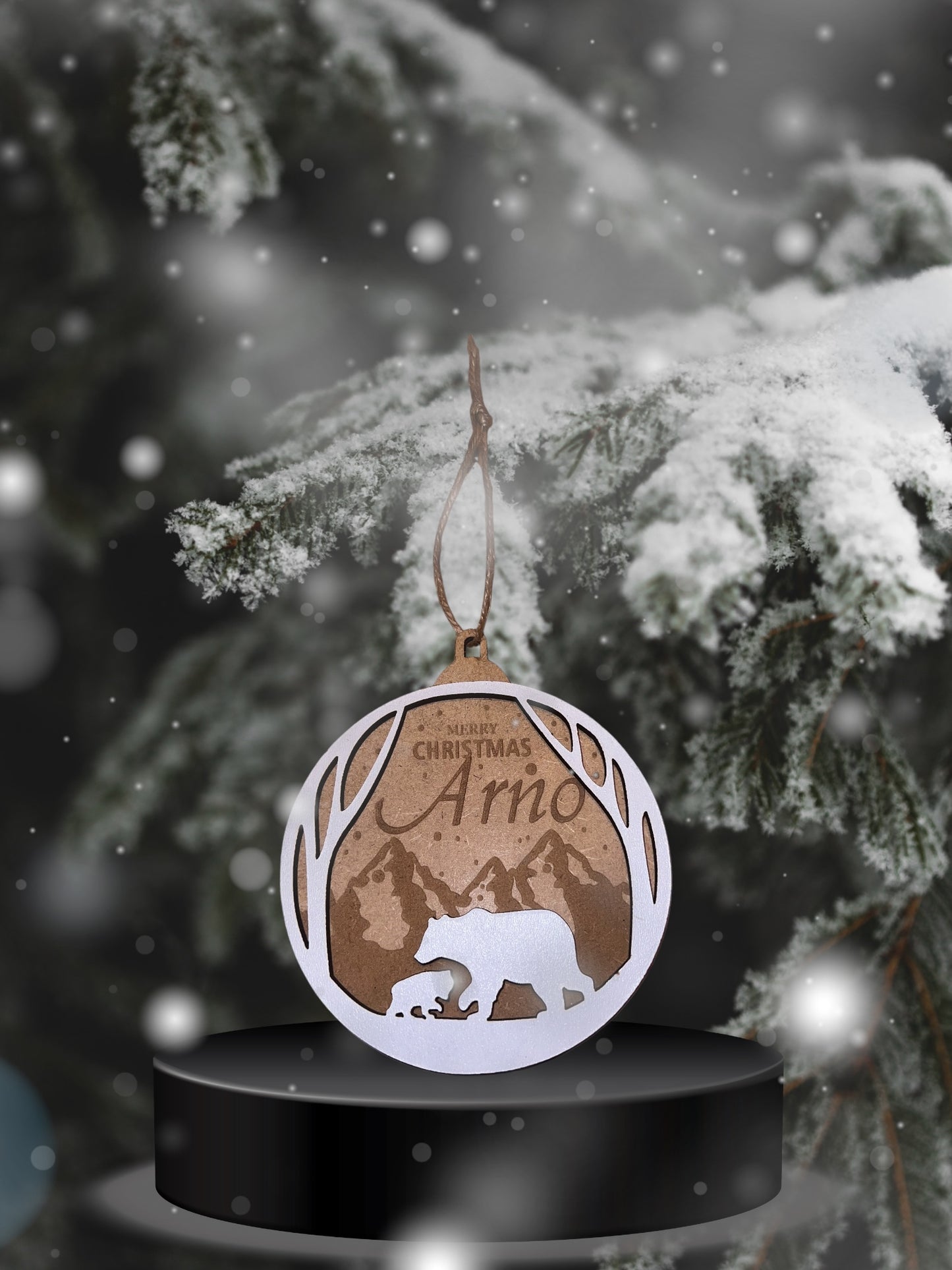 Personalisierter Christbaumschmuck aus Holz – Einzigartige Designs für unvergessliche Feiertage - Mellas Webshop