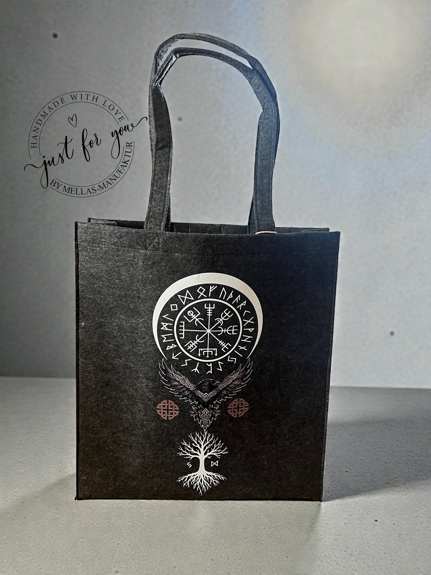 Filztasche mit Vegvisir & Runen – Wikinger Design - Mellas Webshop