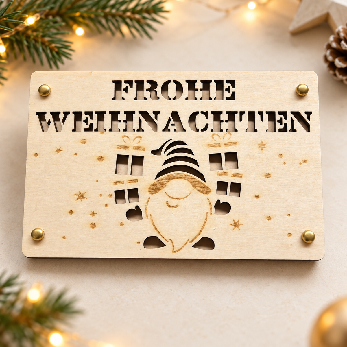 Weihnachtliche Geldgeschenkverpackung aus Holz – stilvoll schenken